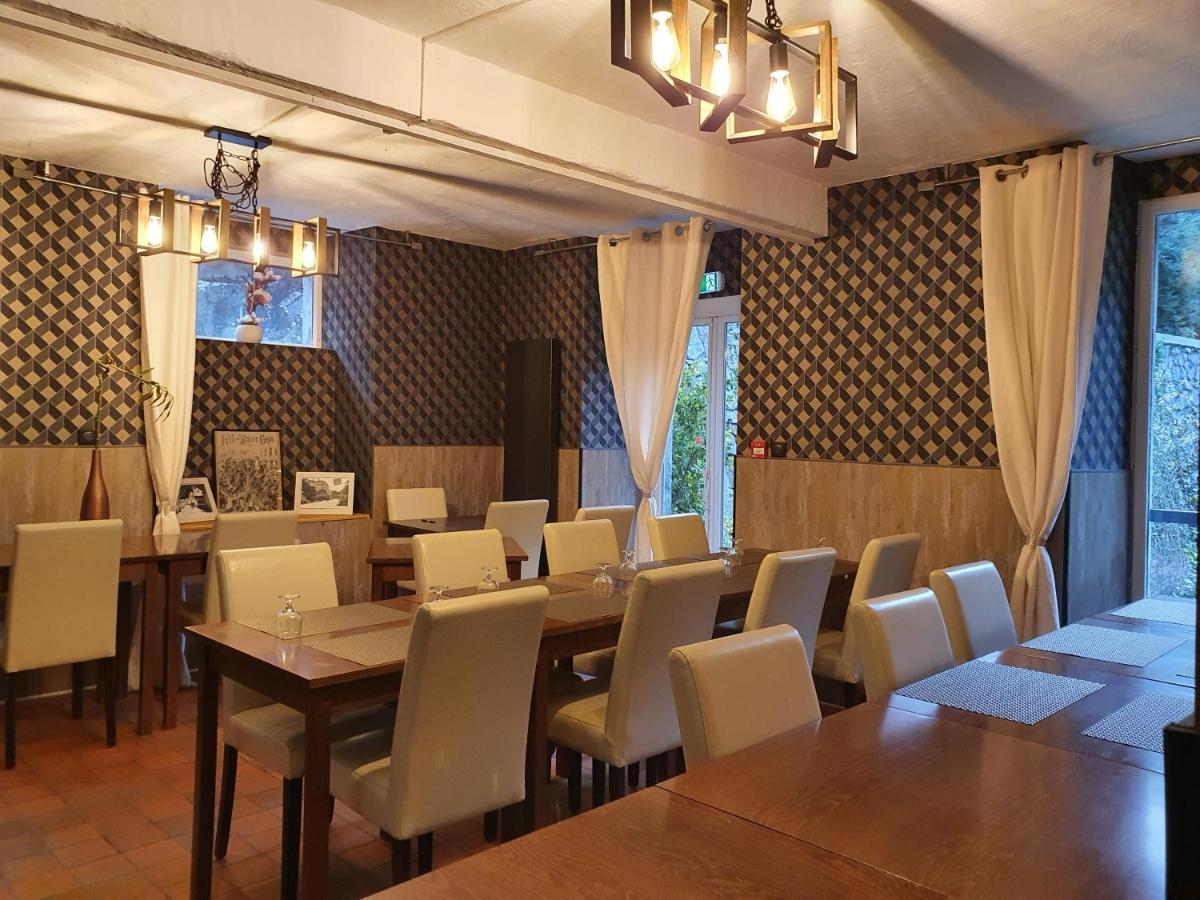 Auberge La Caverne Ларёнс Экстерьер фото
