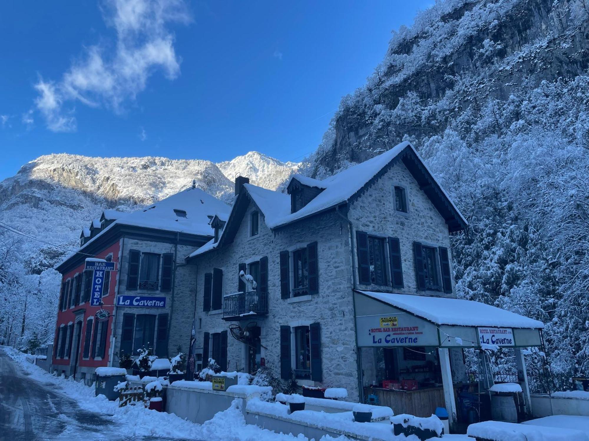 Auberge La Caverne Ларёнс Экстерьер фото